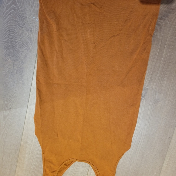 Tank top - Picture 3 of 4